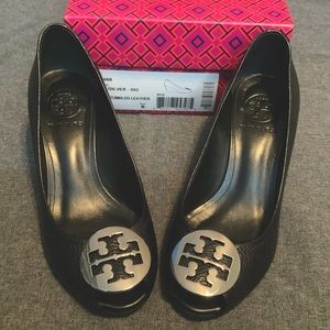 Tory Burch Sally 2 - Tumbled leather size 6